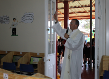 BENDICIÓN PADRE FABRICIO